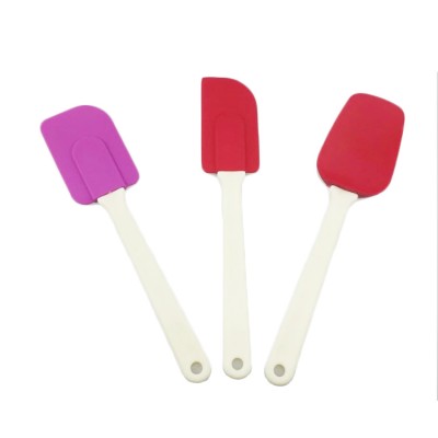 LFGB SGS China Manufacturer Silicone Kitchen Spatula with Plastic Handle/ Plastic Handle Silicone Spatula Spoon