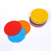 Hot sell multipurpose silicone pot trivet pad Non Slip Flexible Durable Heat Resistant Silicone Pot Holder/ Silicone Trivets